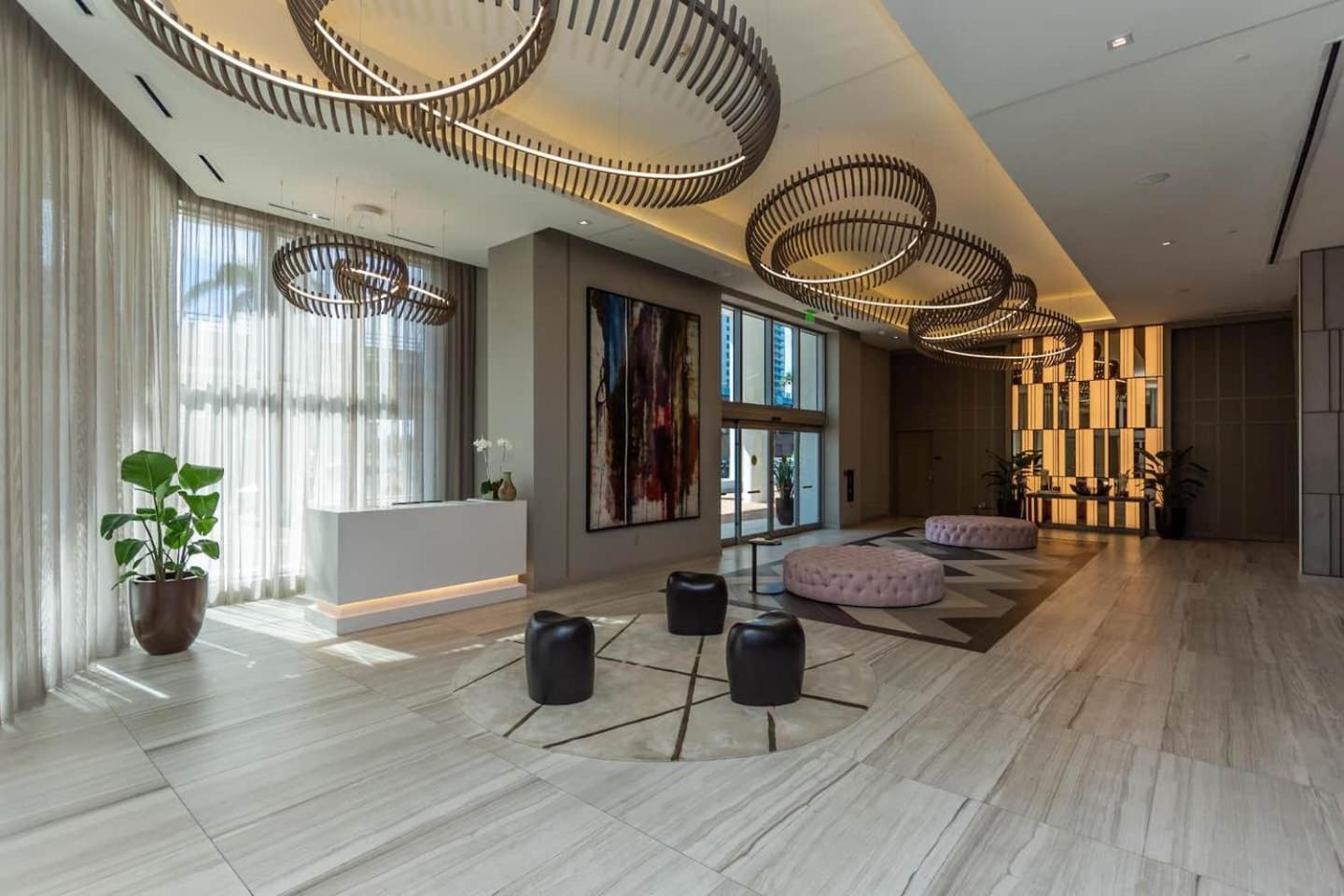 Amazing Apartments At H Beach House 할리우드 외부 사진