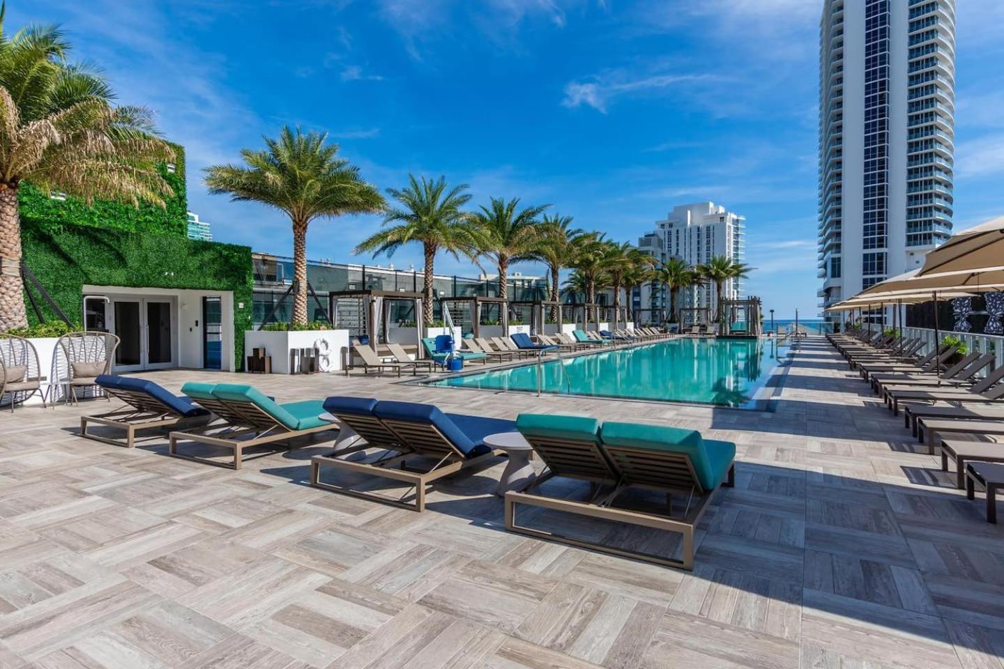 Amazing Apartments At H Beach House 할리우드 외부 사진