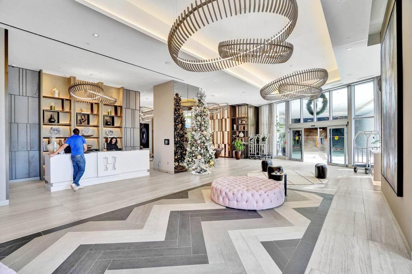 Amazing Apartments At H Beach House 할리우드 외부 사진