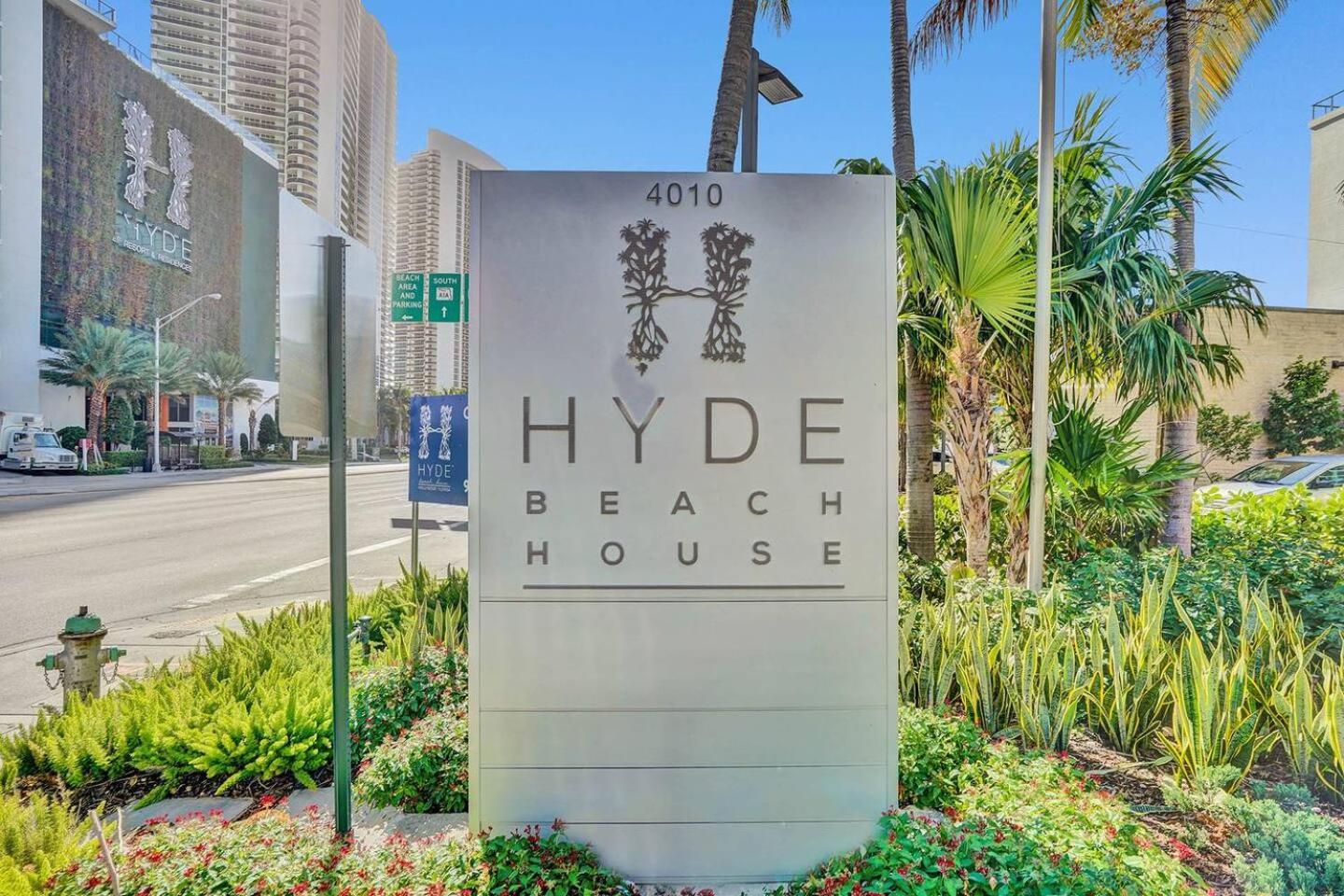 Amazing Apartments At H Beach House 할리우드 외부 사진