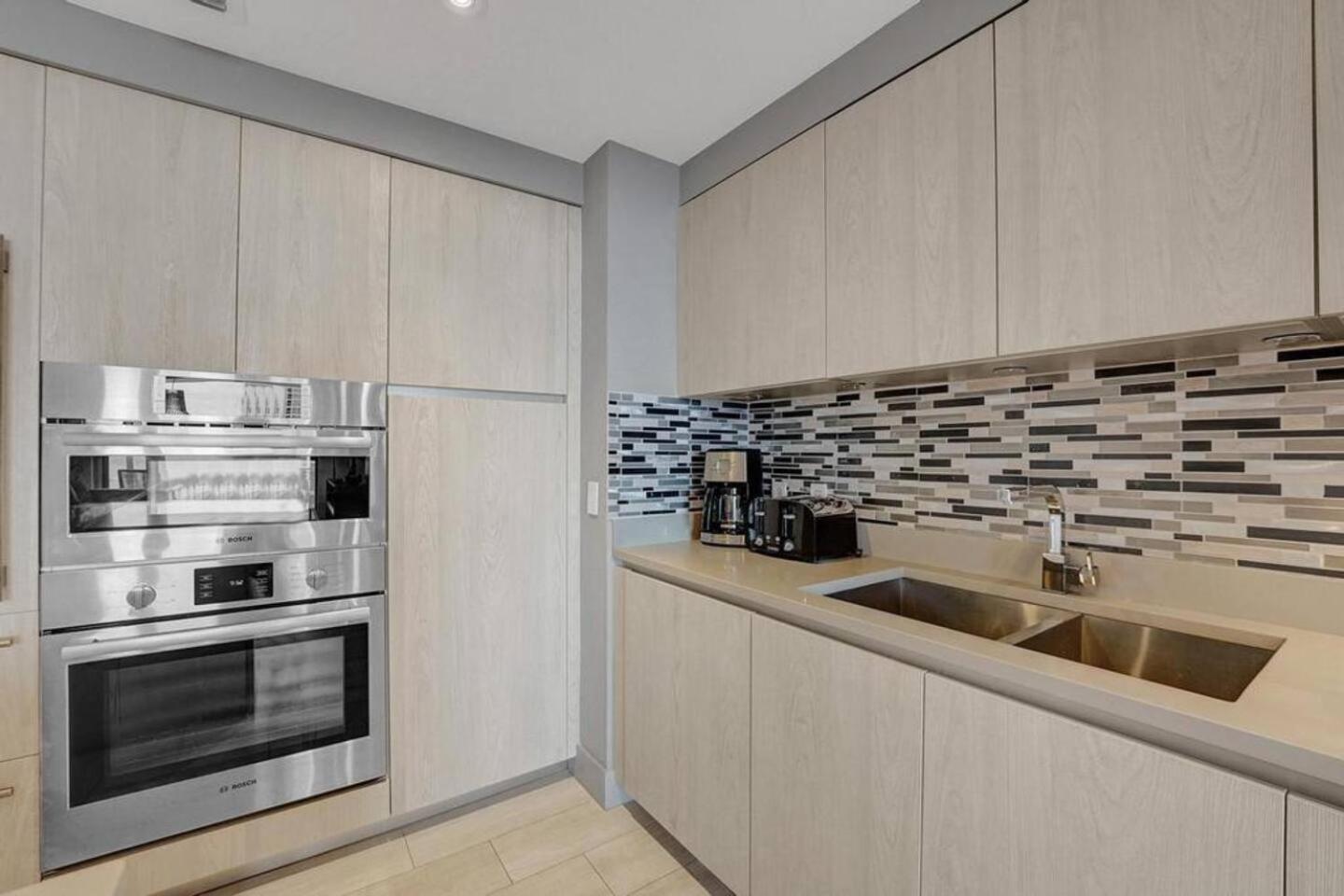 Amazing Apartments At H Beach House 할리우드 외부 사진