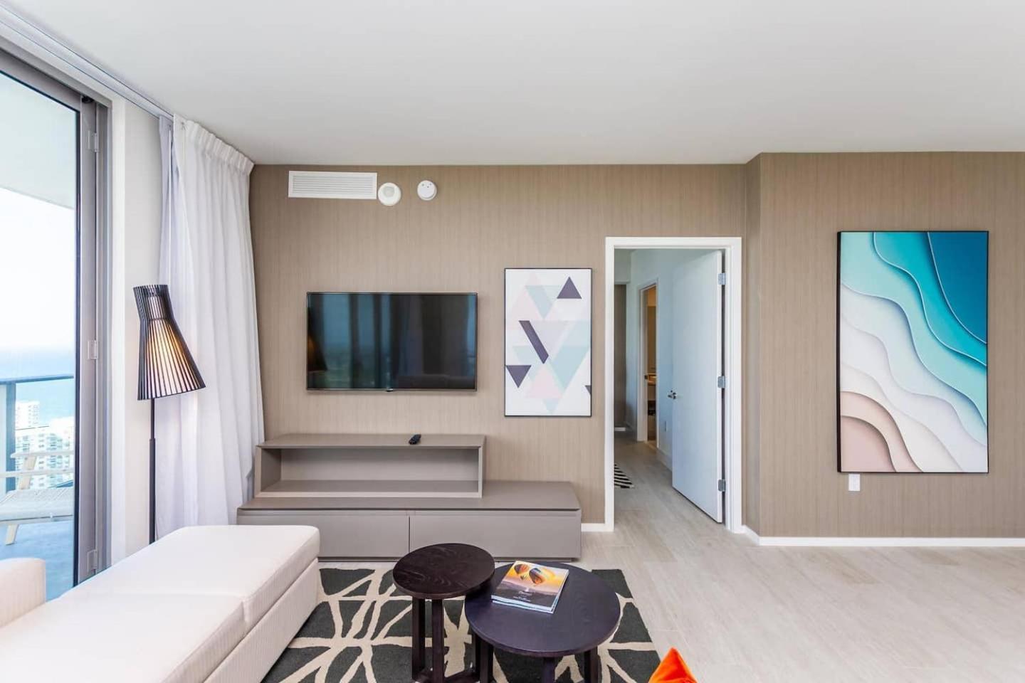 Amazing Apartments At H Beach House 할리우드 외부 사진