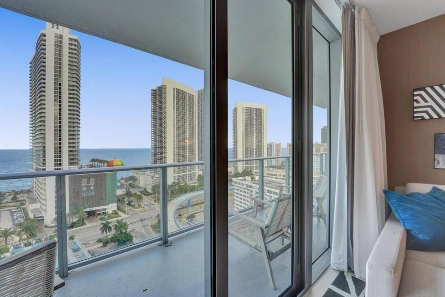 Amazing Apartments At H Beach House 할리우드 외부 사진